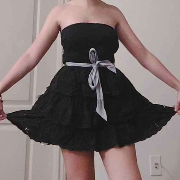 A&F navy blue small dress - Picture 3 of 6